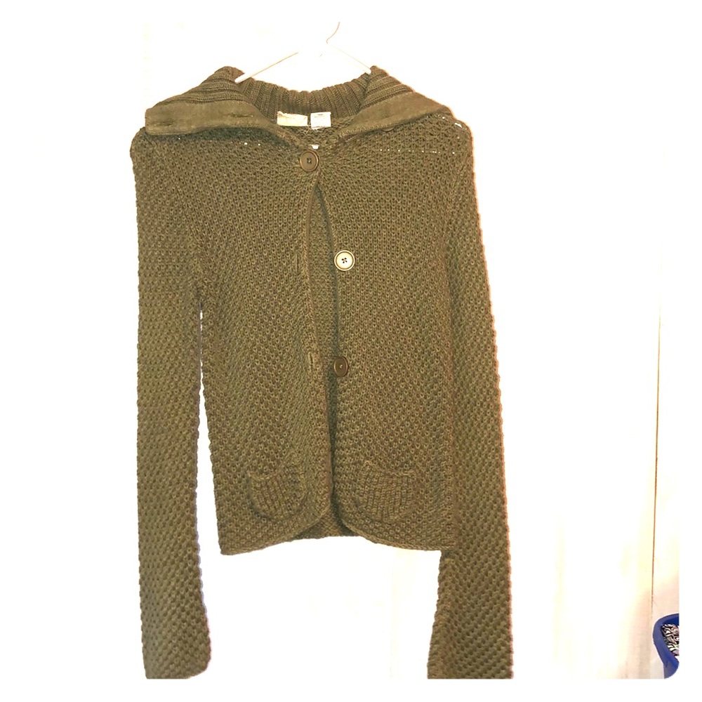 Women’s sweater